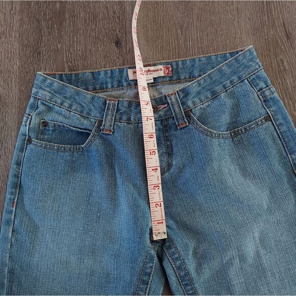 Meters/bonwe Boot Cut Jeans 28" Waist - Picture 5 of 8